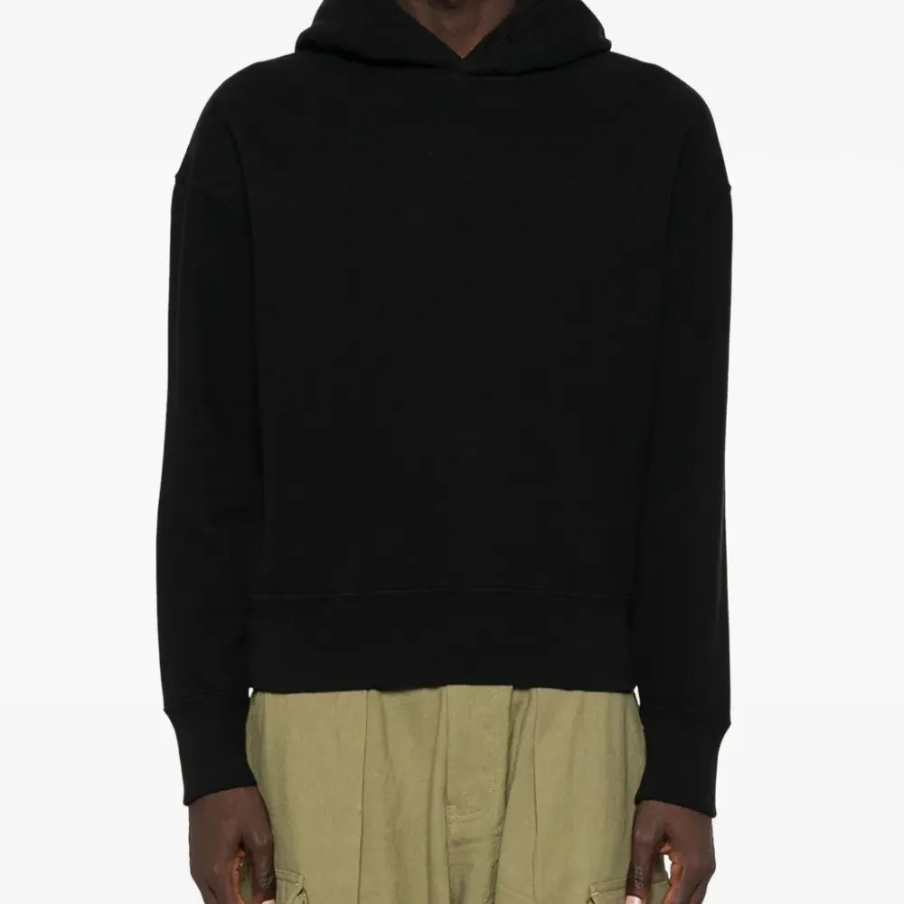 Худи с нашивкой-логотипом