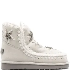 Сапоги с вышивкой