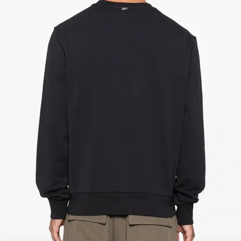 Толстовка с вышитым логотипом