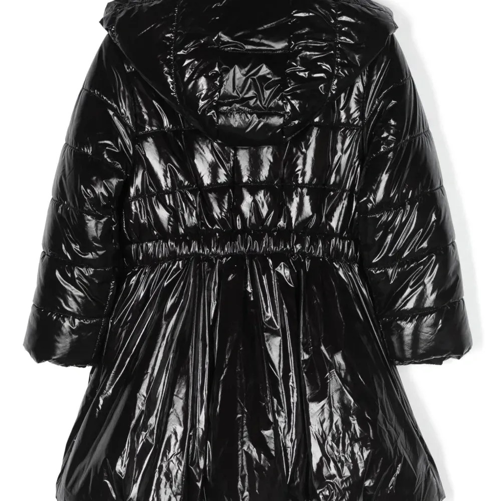 Пуховик с капюшоном