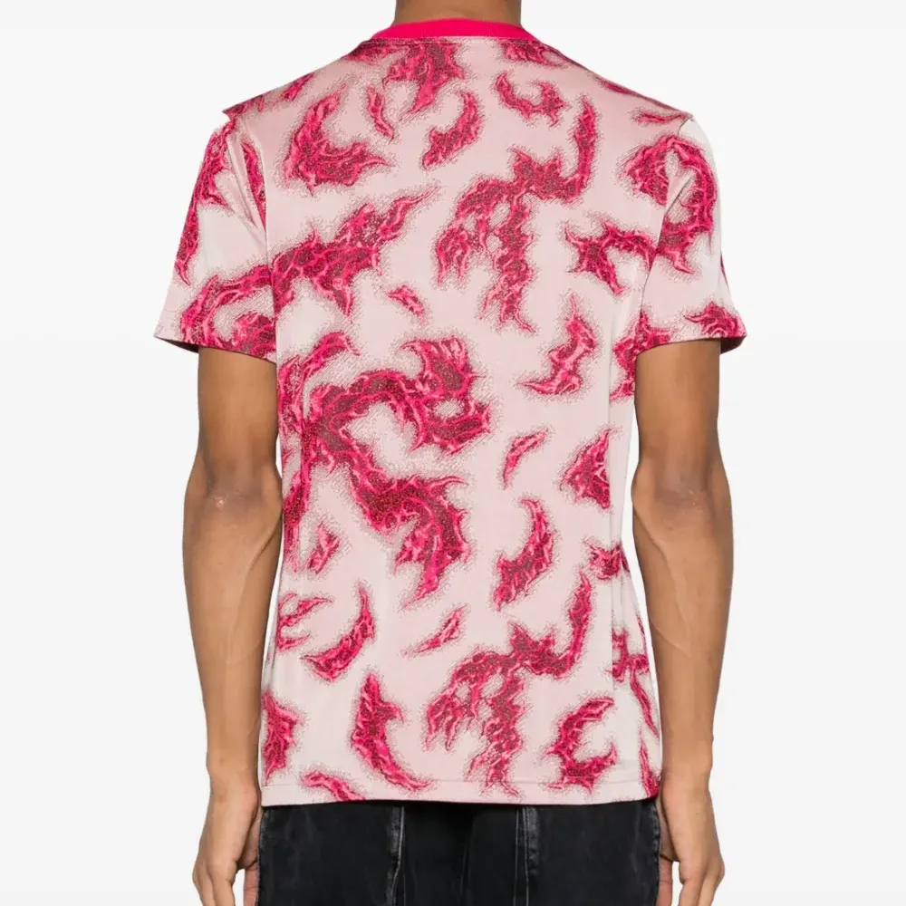 Футболка с графичным принтом