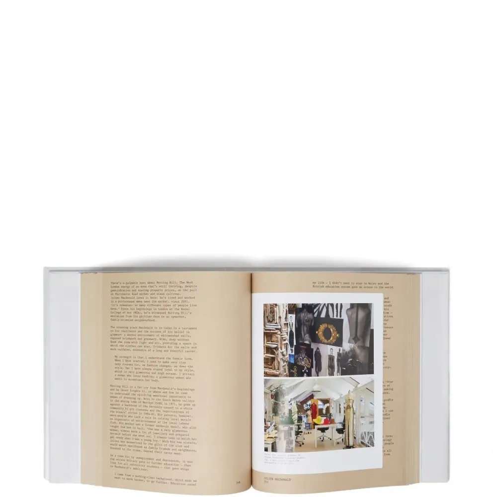 Книга London Uprising