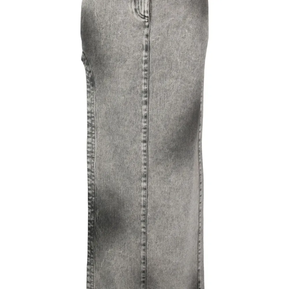 Джинсовая юбка с эффектом потертости