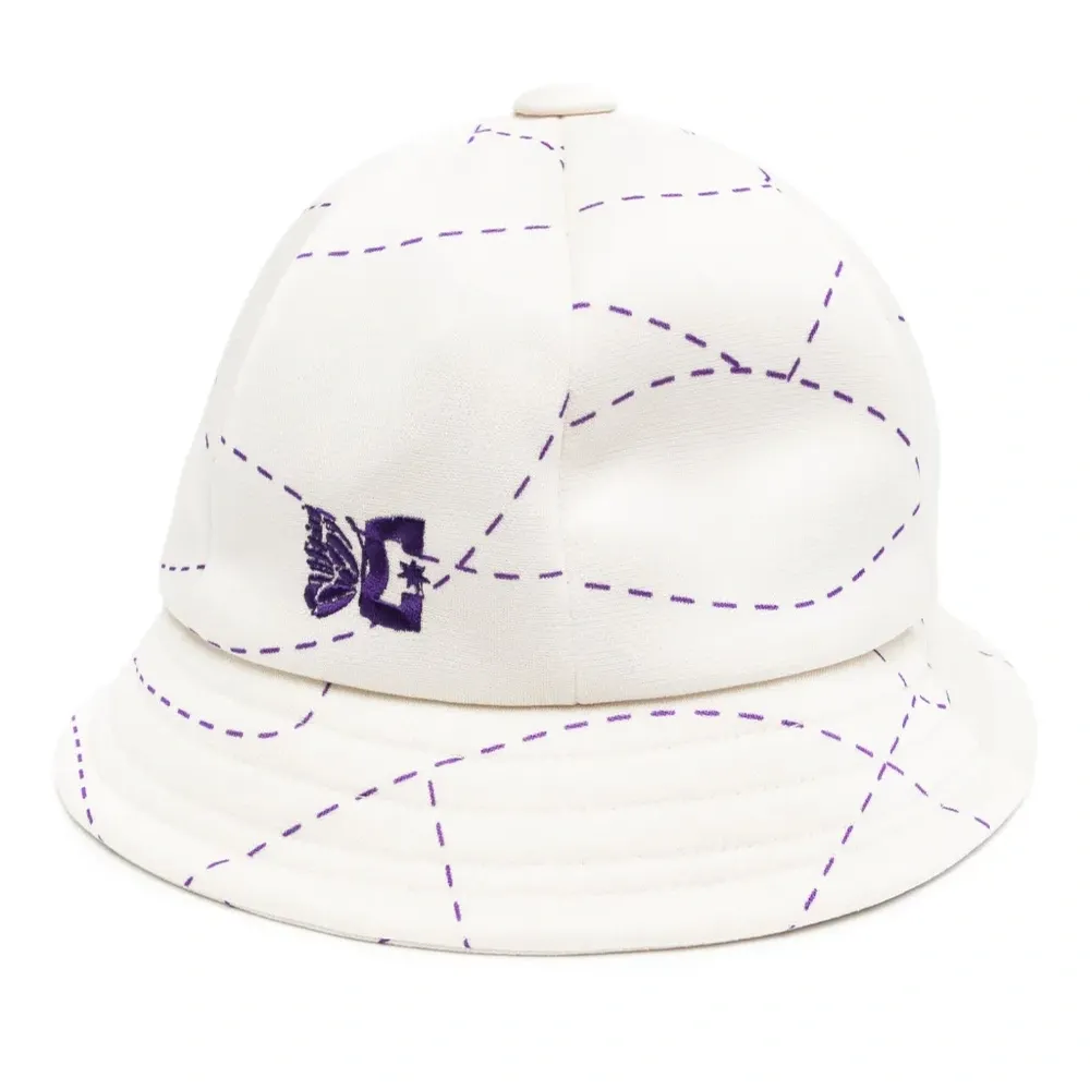 Панама с вышитым логотипом Панама с вышитым логотипом