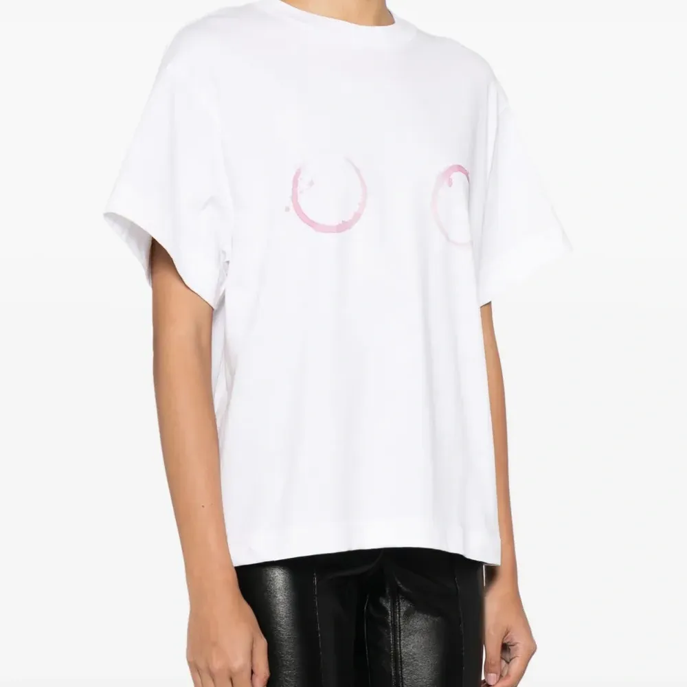 Футболка с графичным принтом