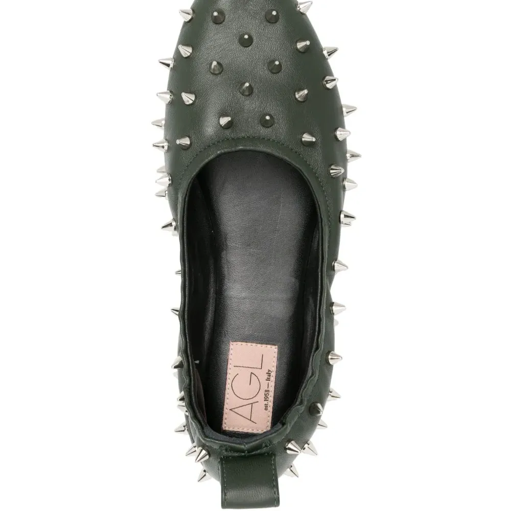 Балетки Milly с заклепками-шипами