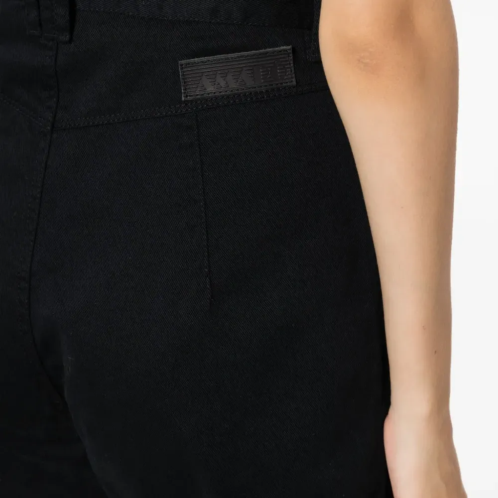 Брюки со складками