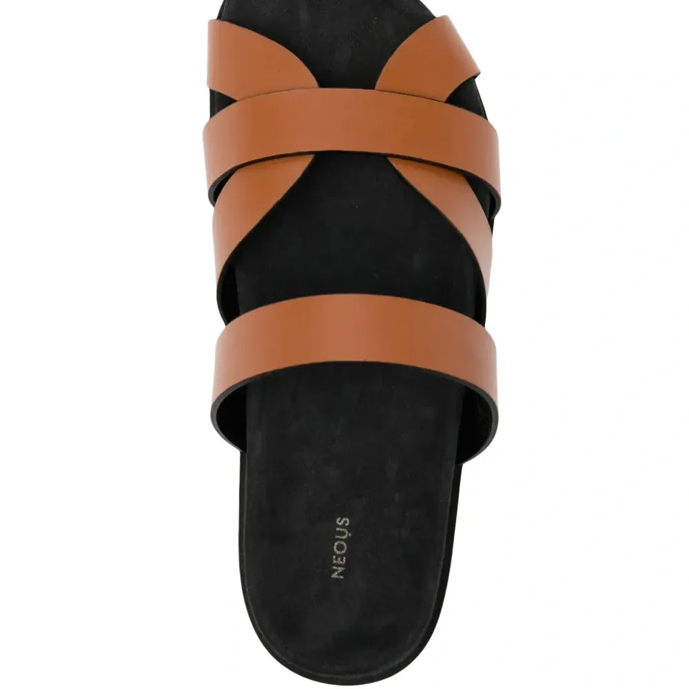 Сандалии с ремешками