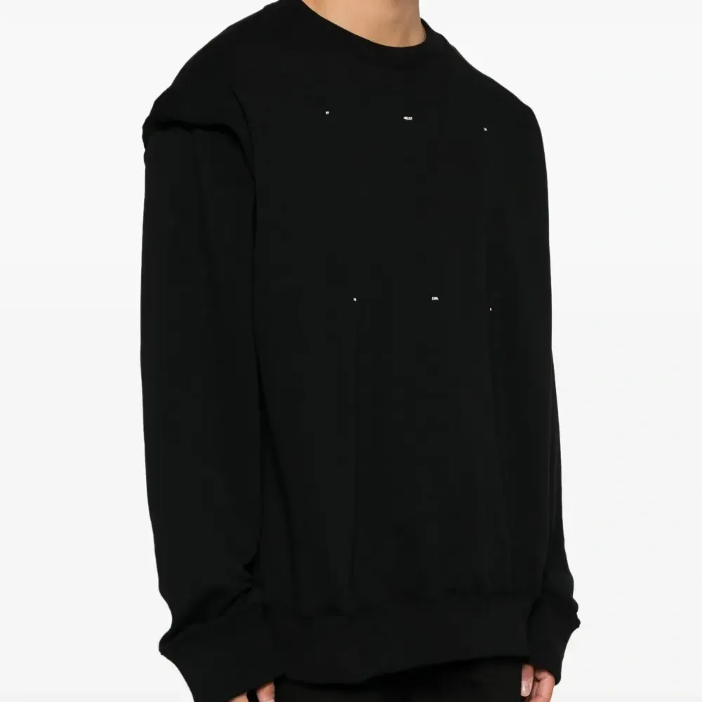 Толстовка с круглым вырезом