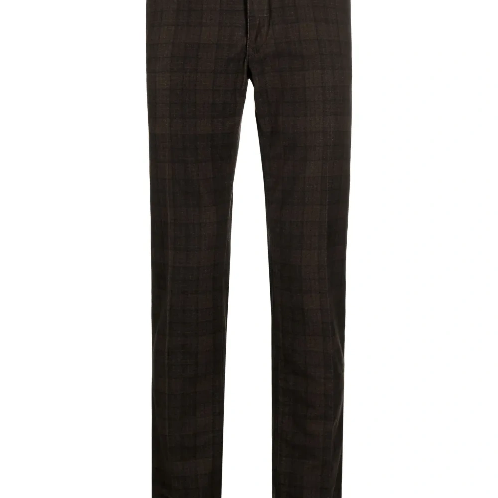 Прямые брюки в клетку