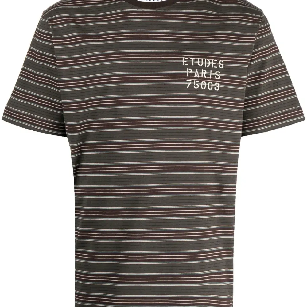 Футболка в полоску