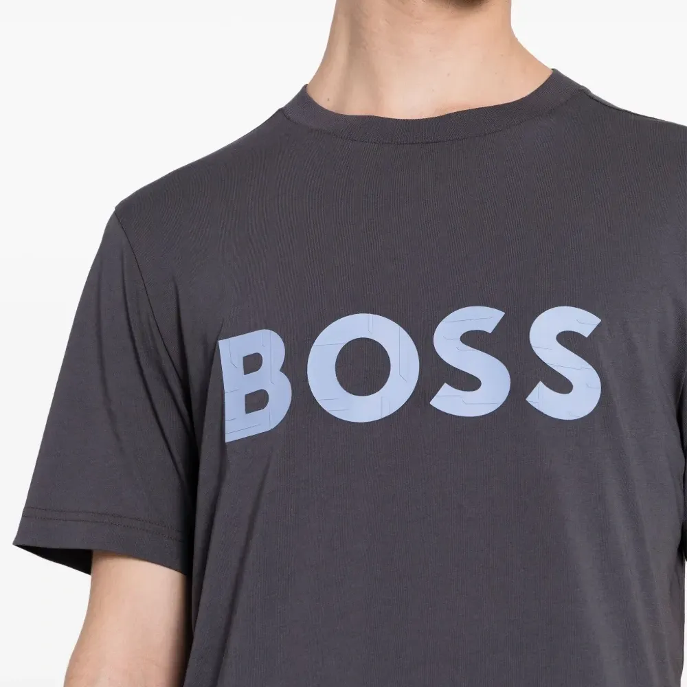 Футболка с логотипом