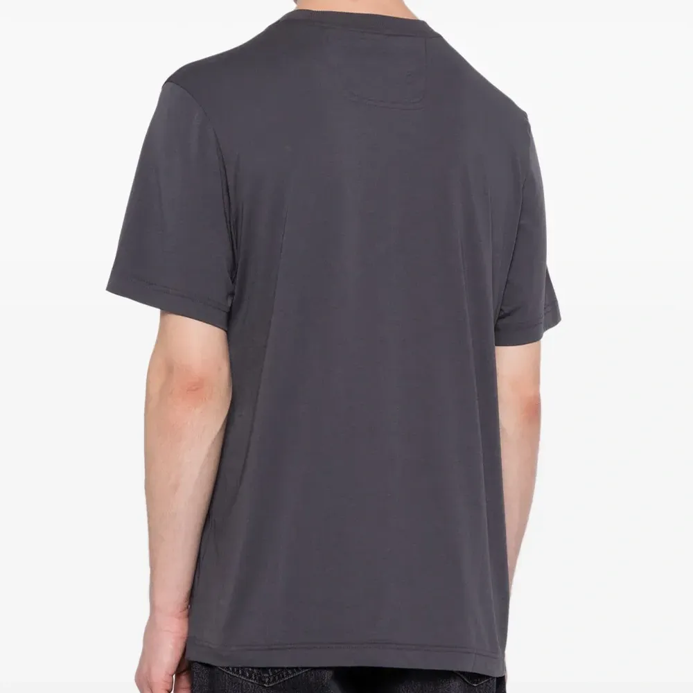 Футболка с логотипом