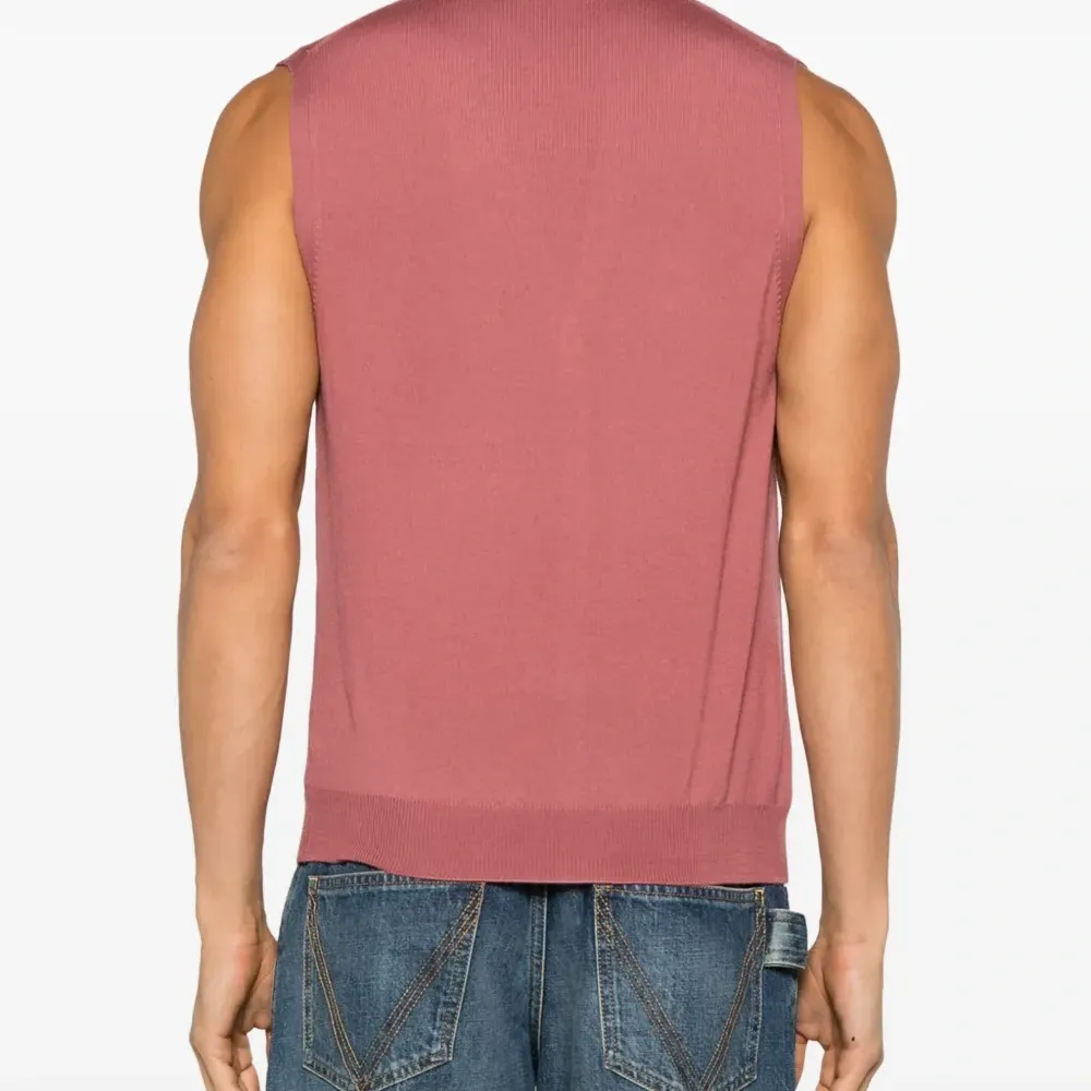 Жилет из вирджинской шерсти