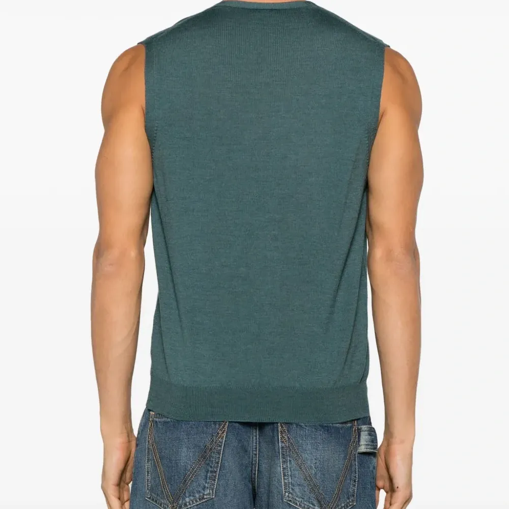 Жилет из вирджинской шерсти