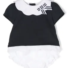 Комплект из топа и шортов