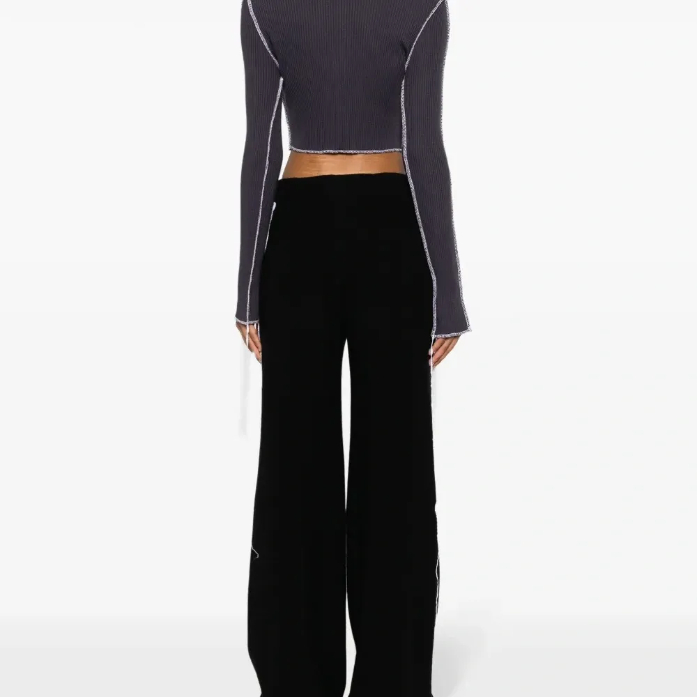 Укороченный топ Nicole с вырезами