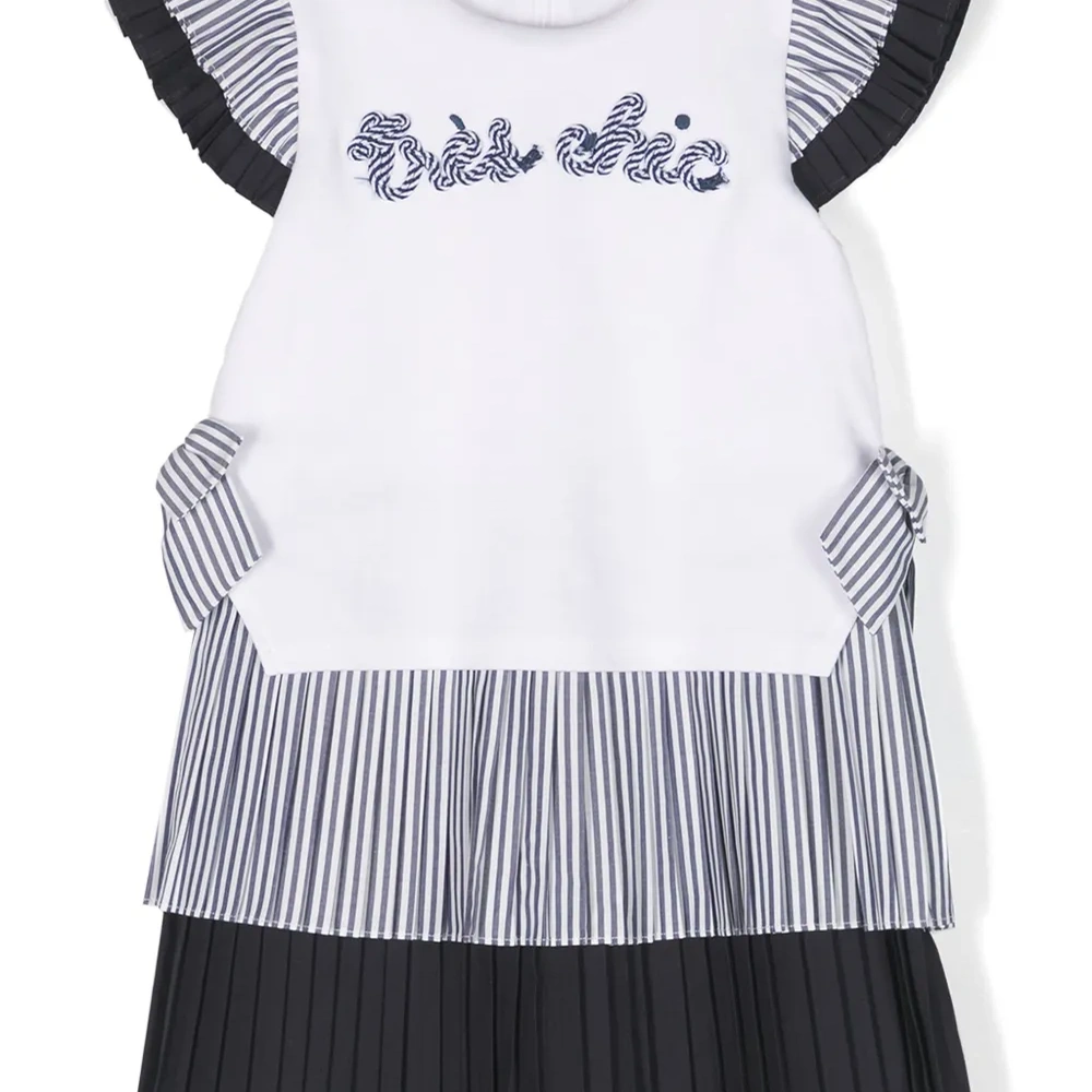 Платье с плиссировкой