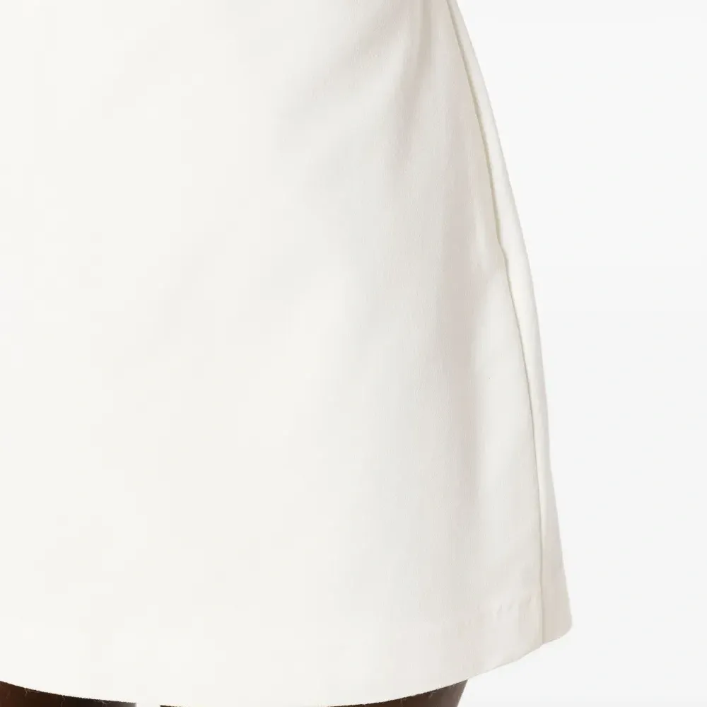 Короткие шорты Alana