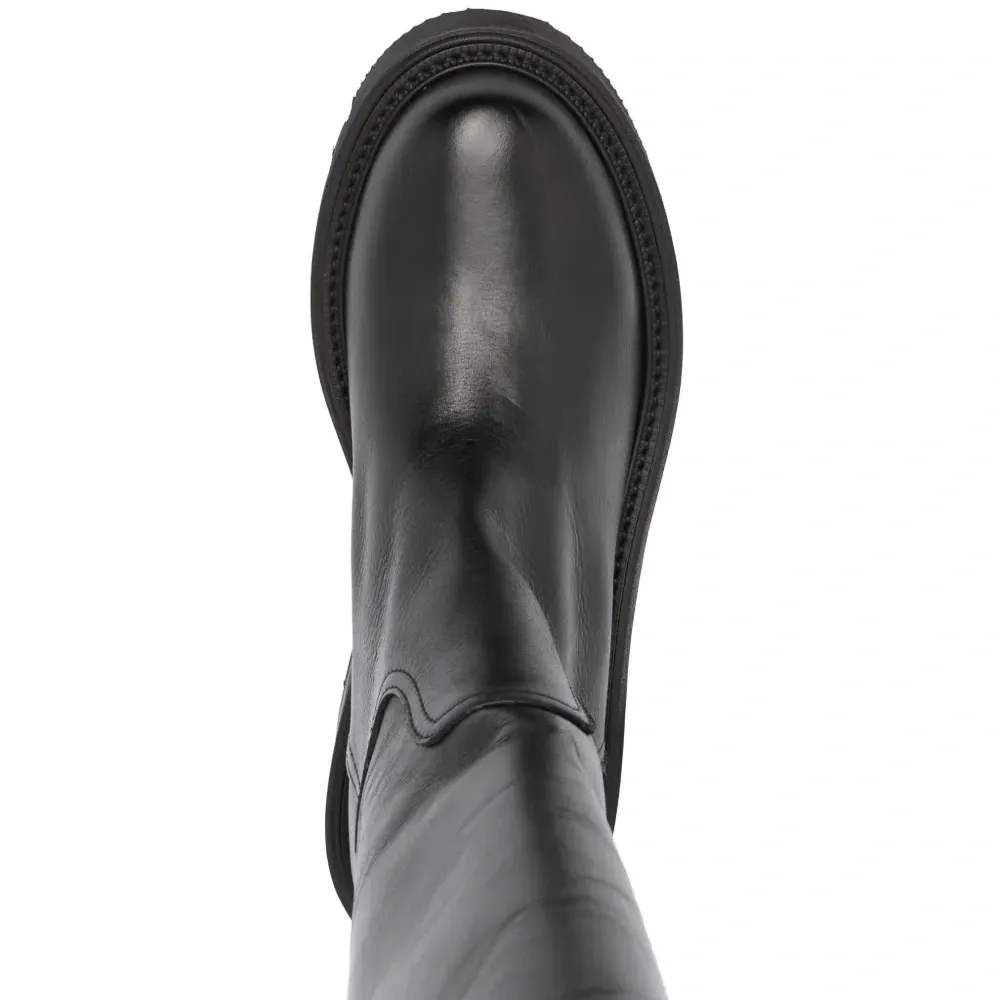 Декорированные сапоги