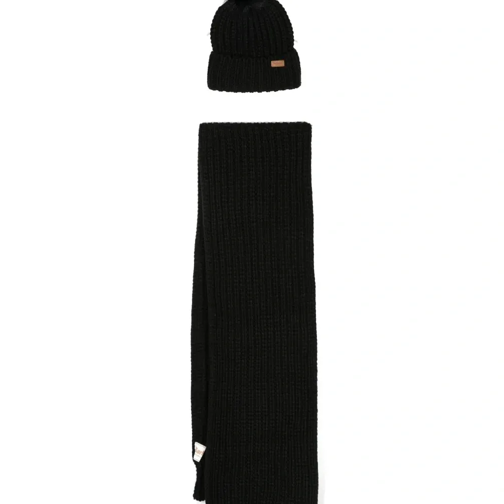 Ribbed-knit scarf & beanie set