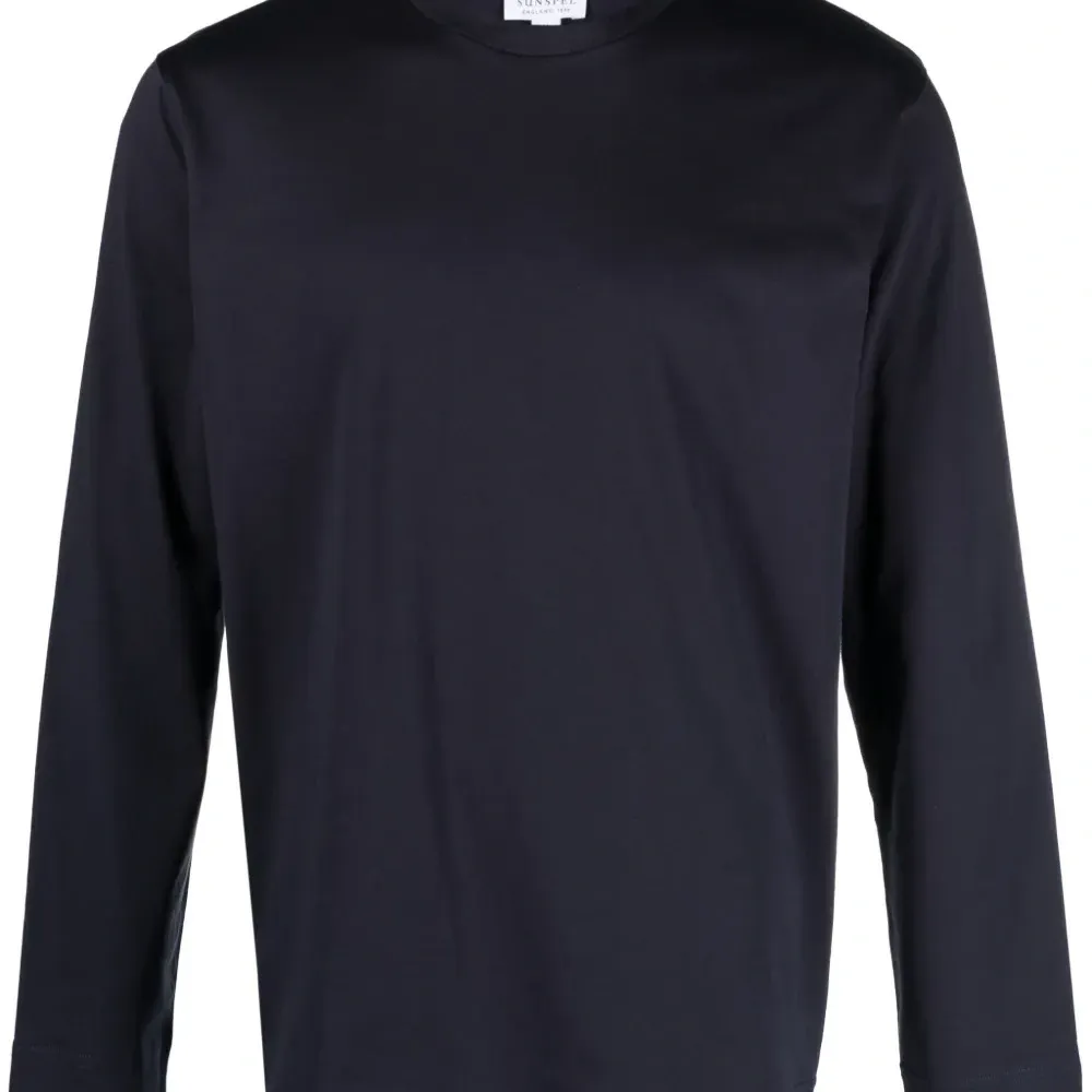 Футболка с круглым вырезом