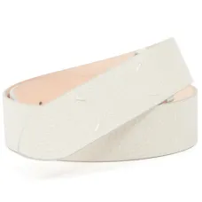 Ремень с декоративной строчкой