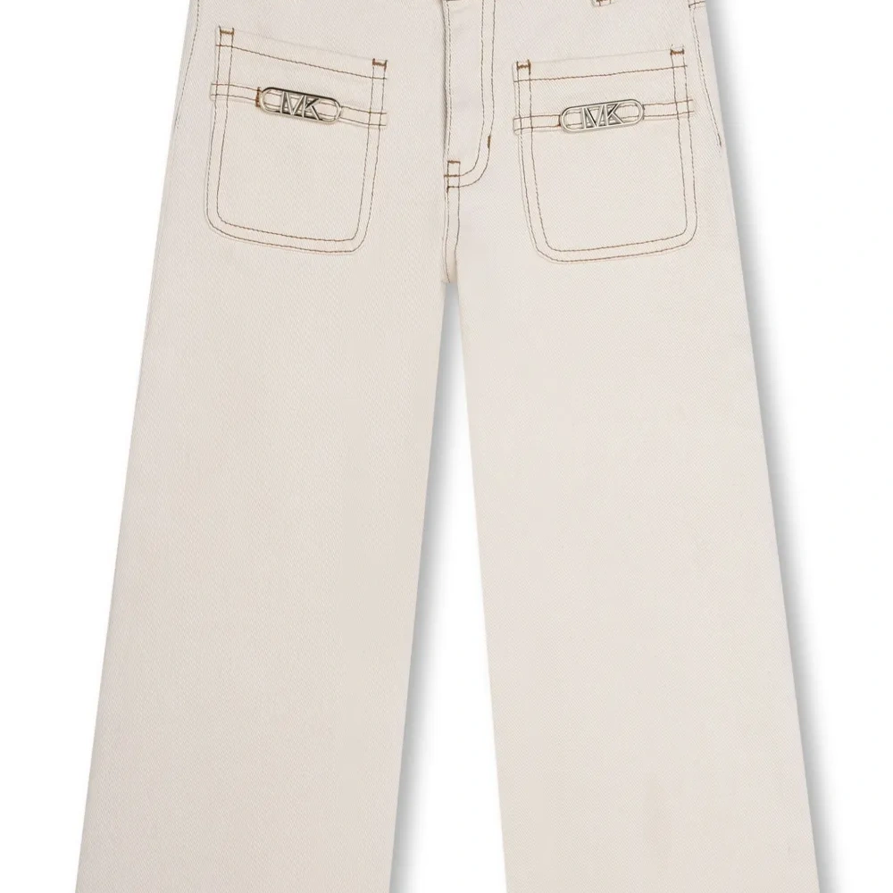 Широкие джинсы с контрастной строчкой