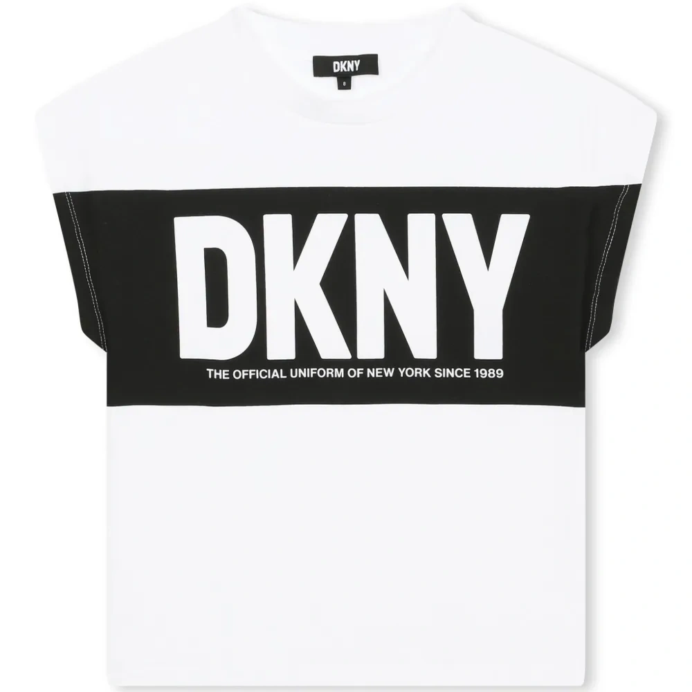 Футболка с логотипом