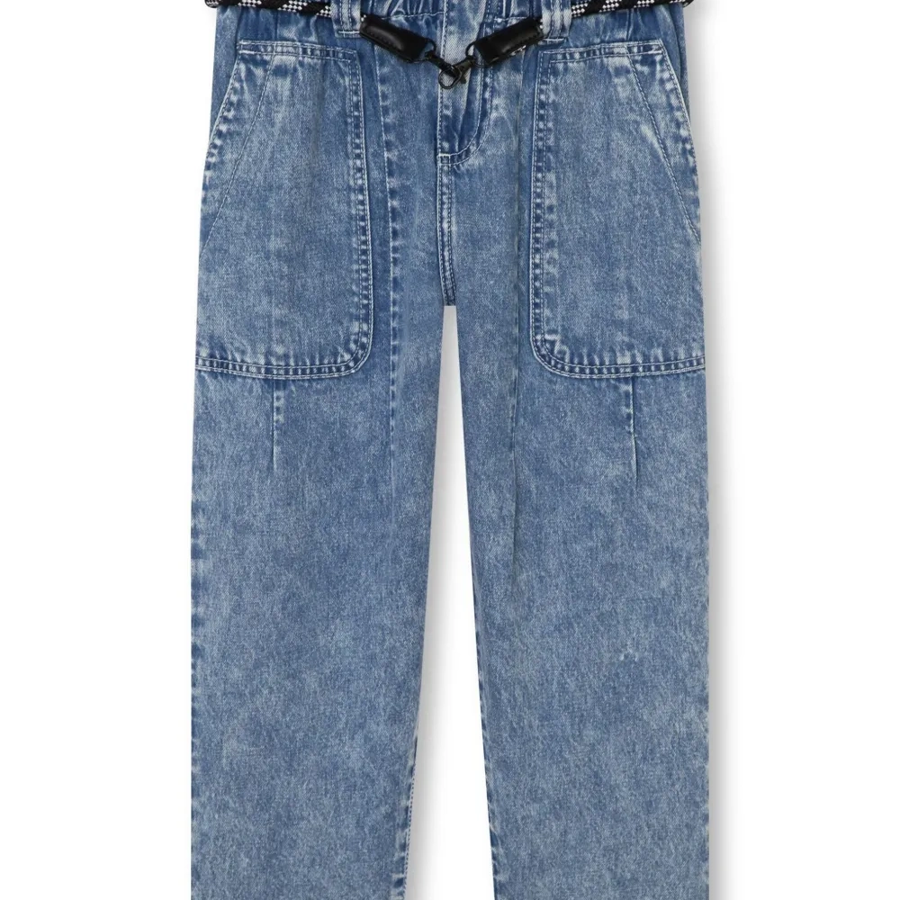 Джинсы прямого кроя с поясом