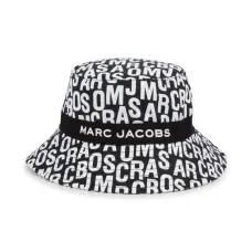 Панама с жаккардовым логотипом