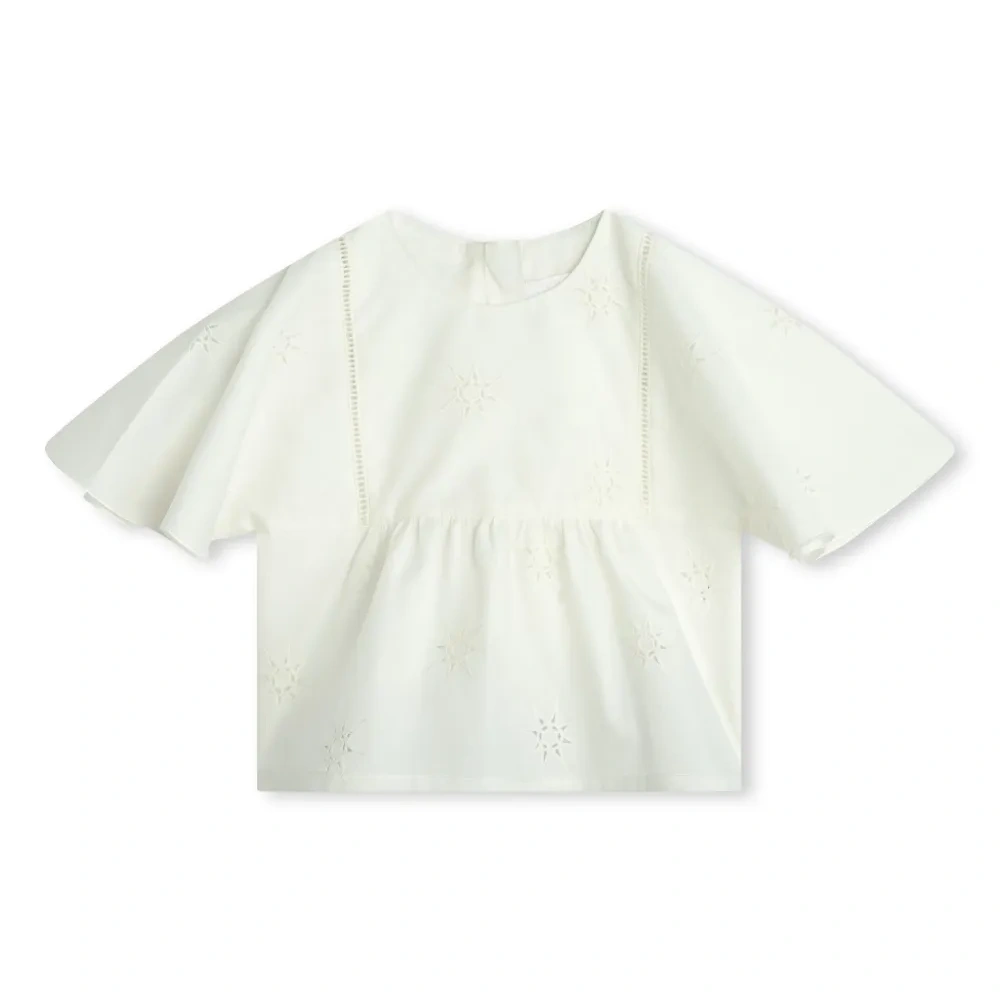 Блузка с вышивкой