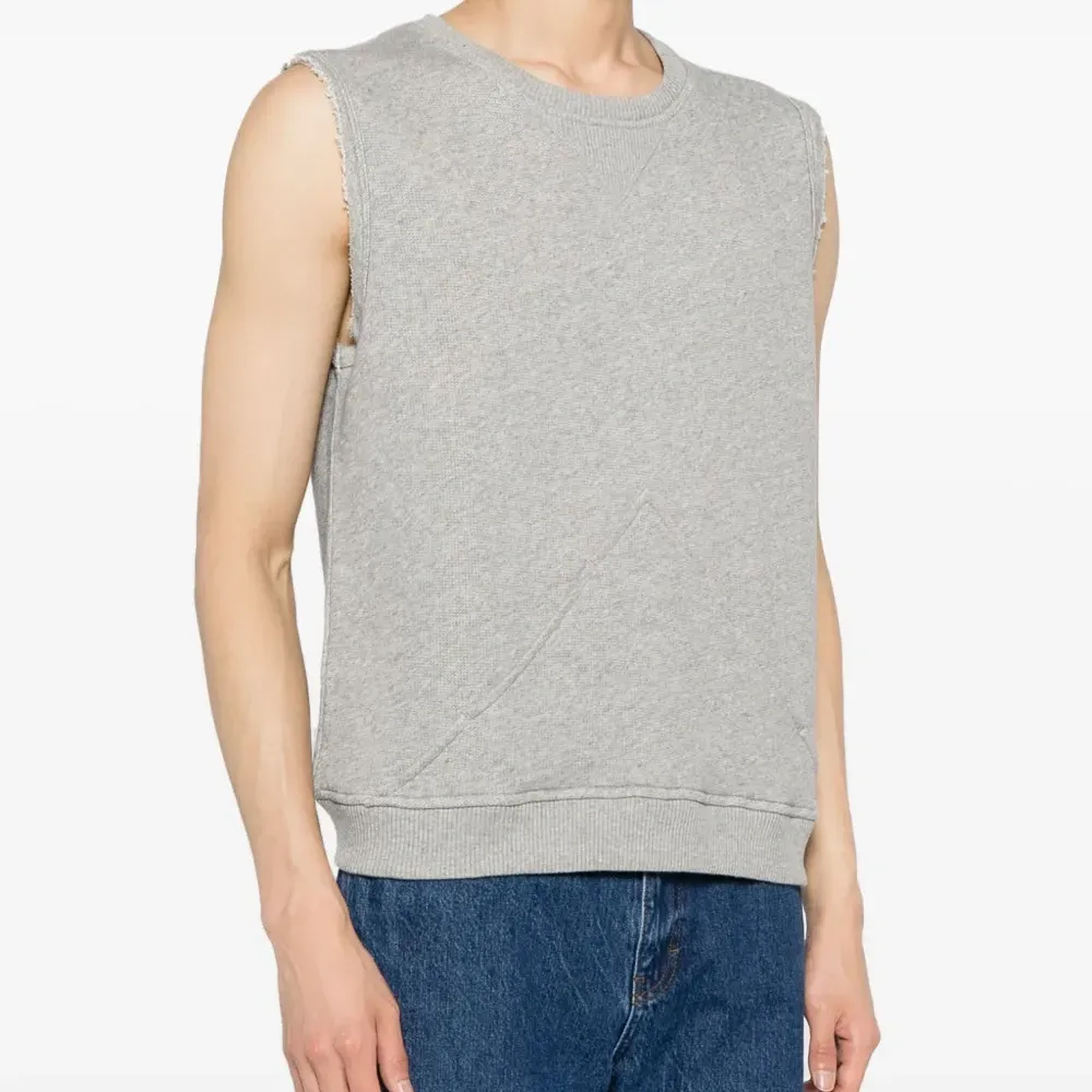 Джемпер The Gustavus без рукавов