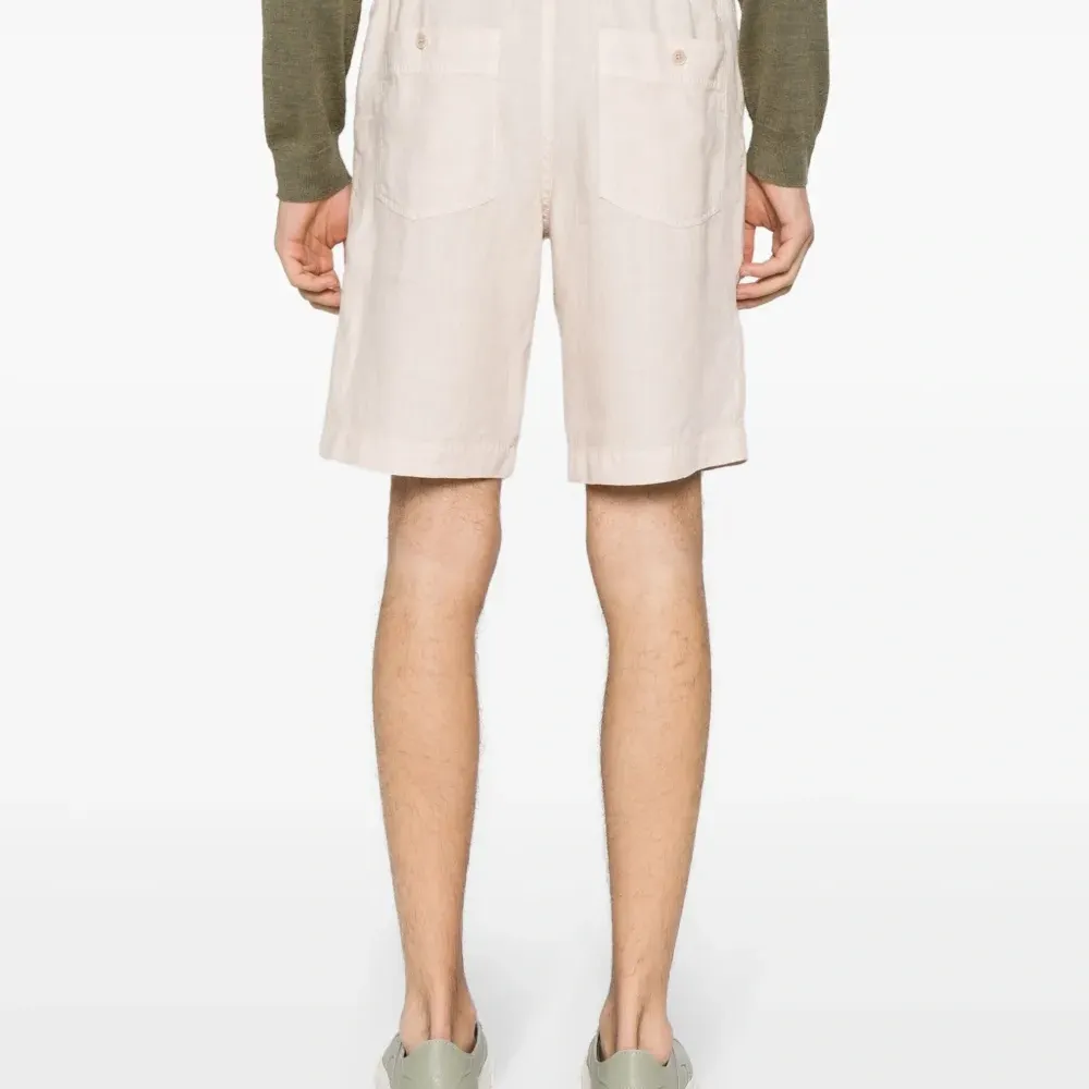 Льняные шорты с кулиской