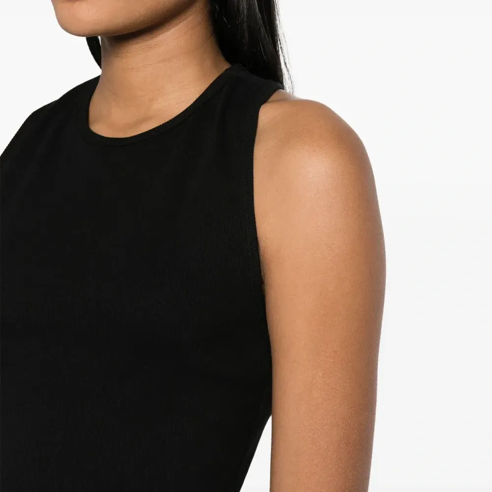 Укороченный топ