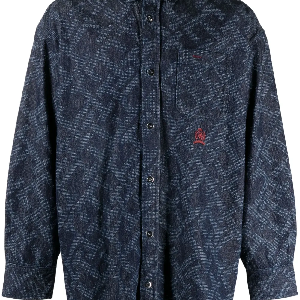 Джинсовая рубашка с монограммой