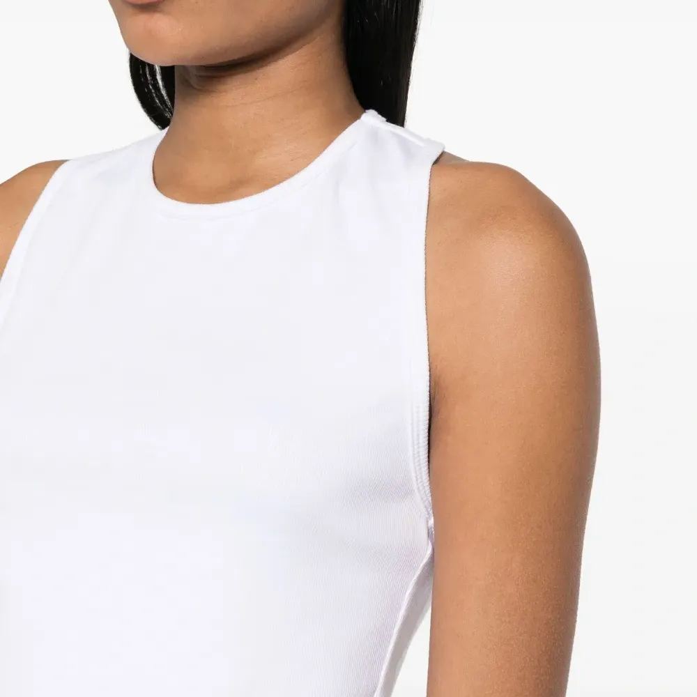 Укороченный топ