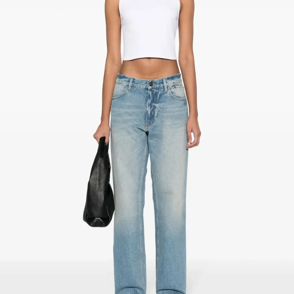 Укороченный топ