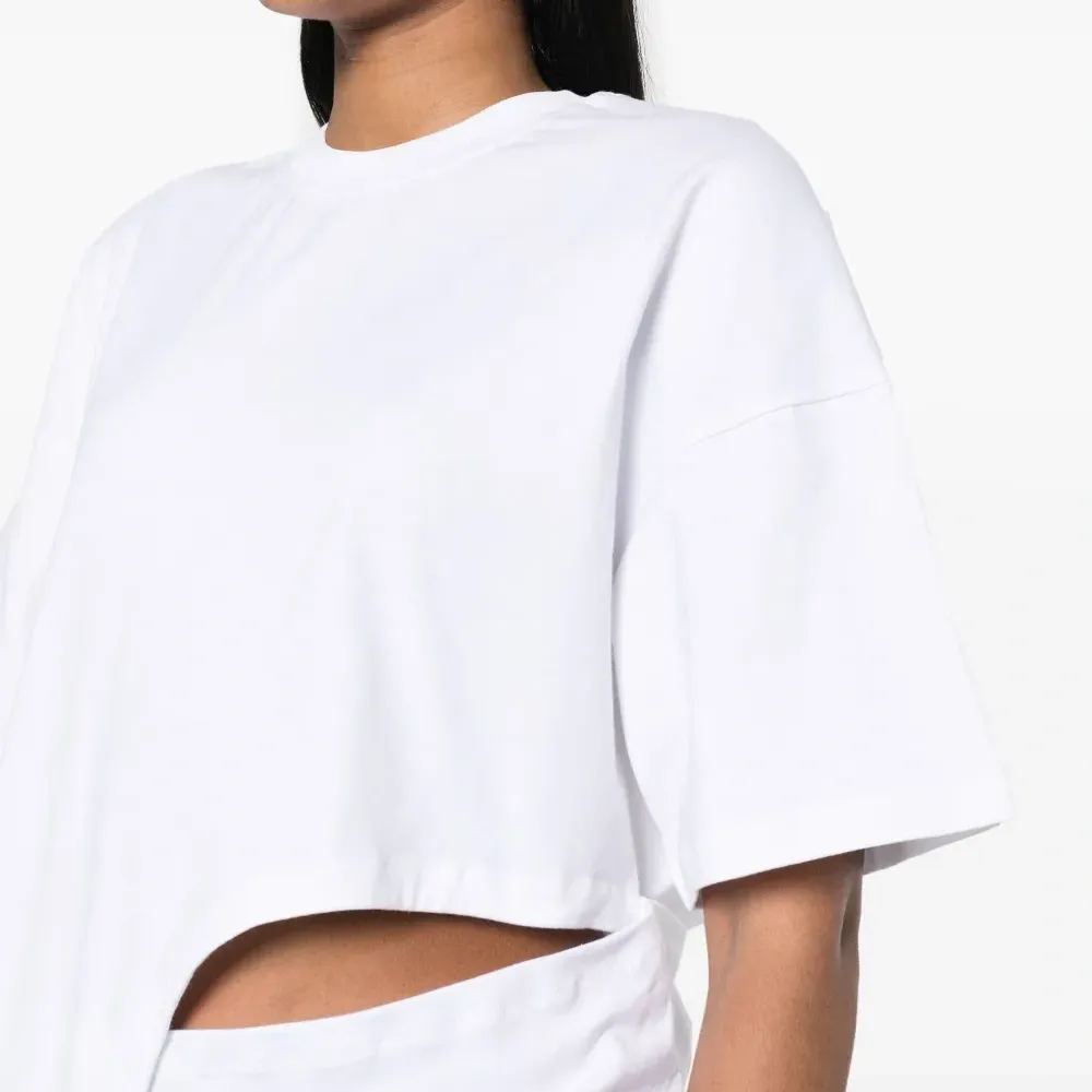 Футболка асимметричного кроя