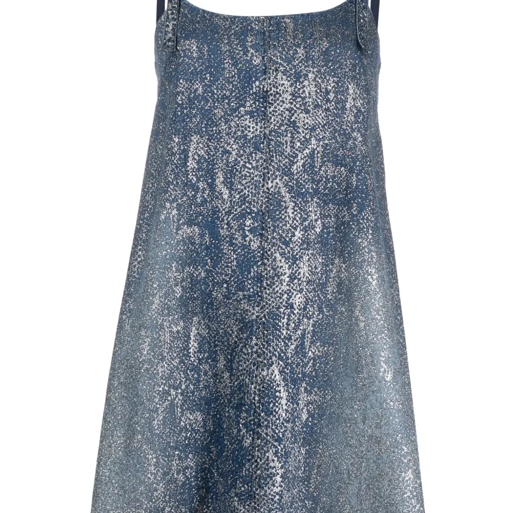 Джинсовое платье-трапеция