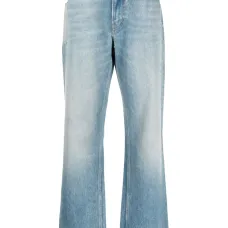 Широкие джинсы с заниженной талией