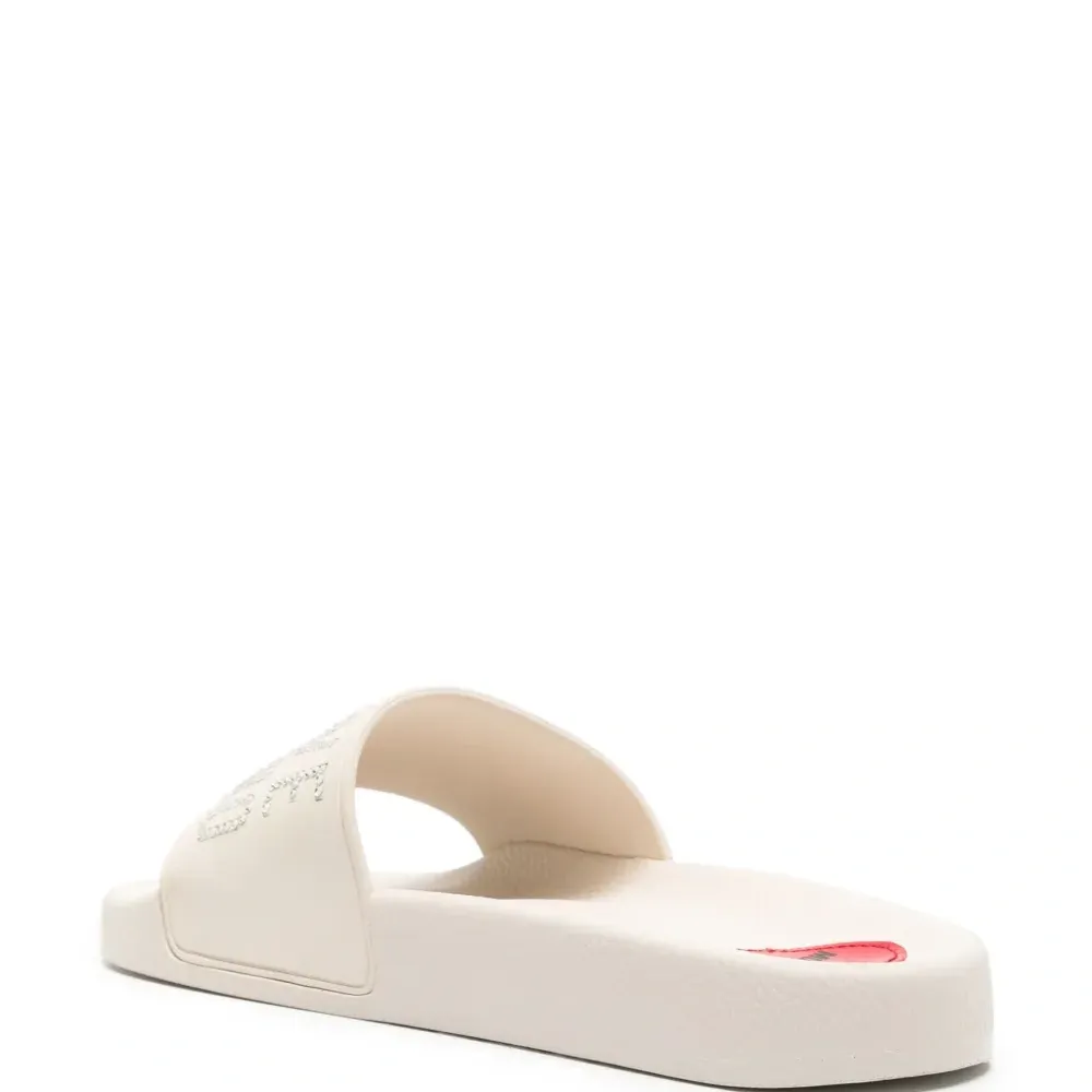 Шлепанцы с логотипом