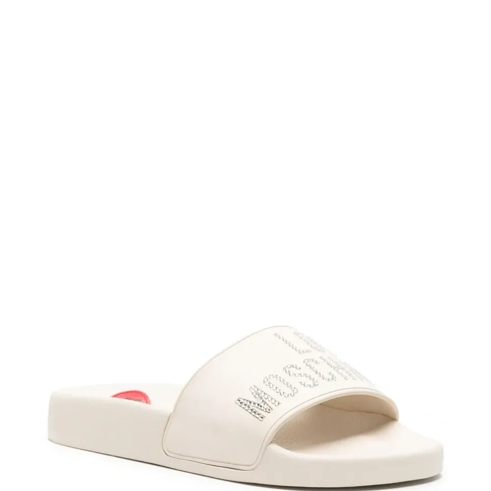 Шлепанцы с логотипом