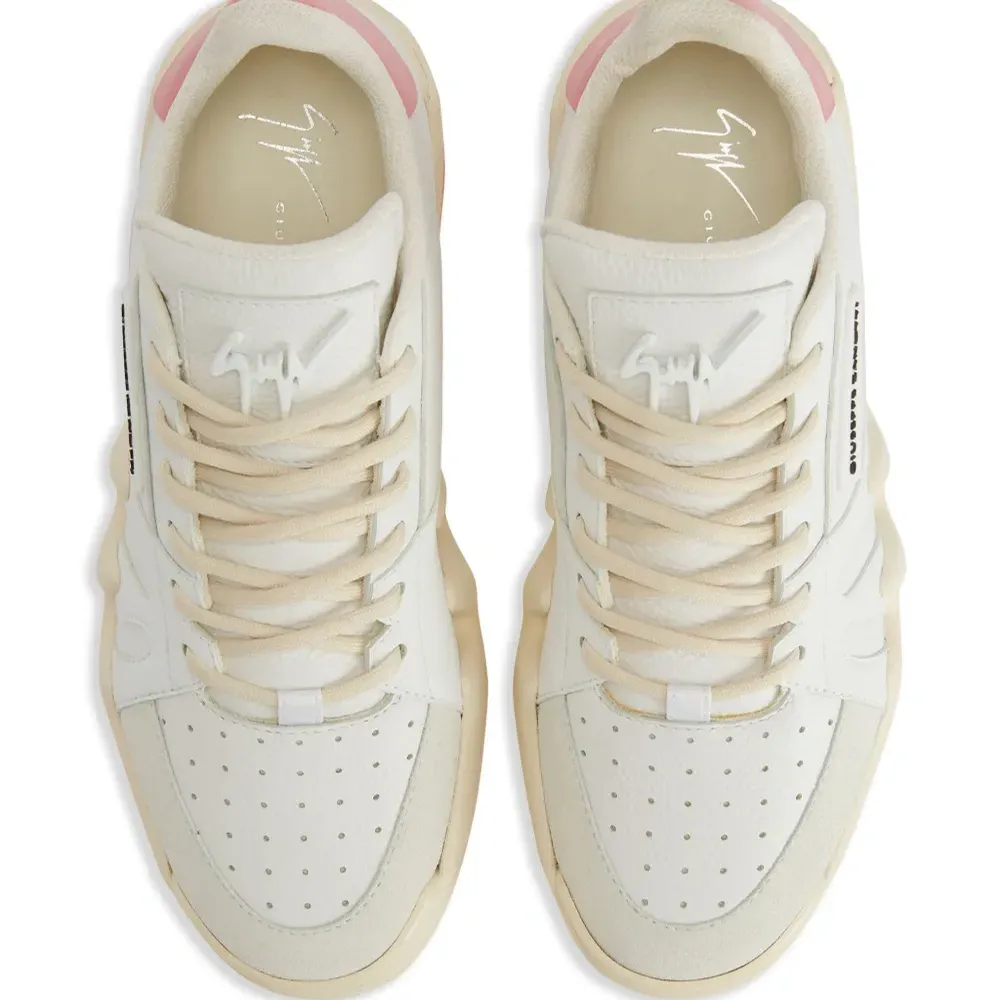 Кроссовки Talon с нашивкой-логотипом