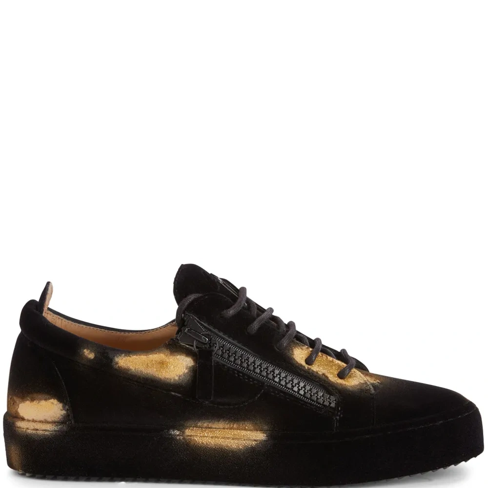 Кроссовки Gail