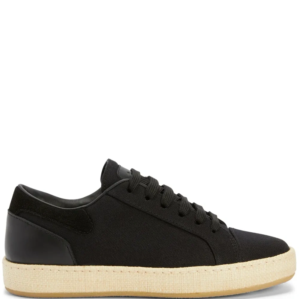 Кроссовки GZ-City с нашивкой-логотипом