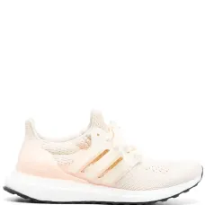 Кроссовки с перфорацией Кроссовки с перфорацией