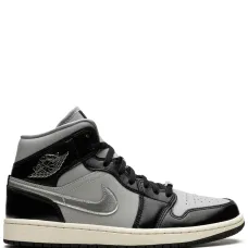 Кроссовки Air Jordan 1 Mid SE Black Chrome