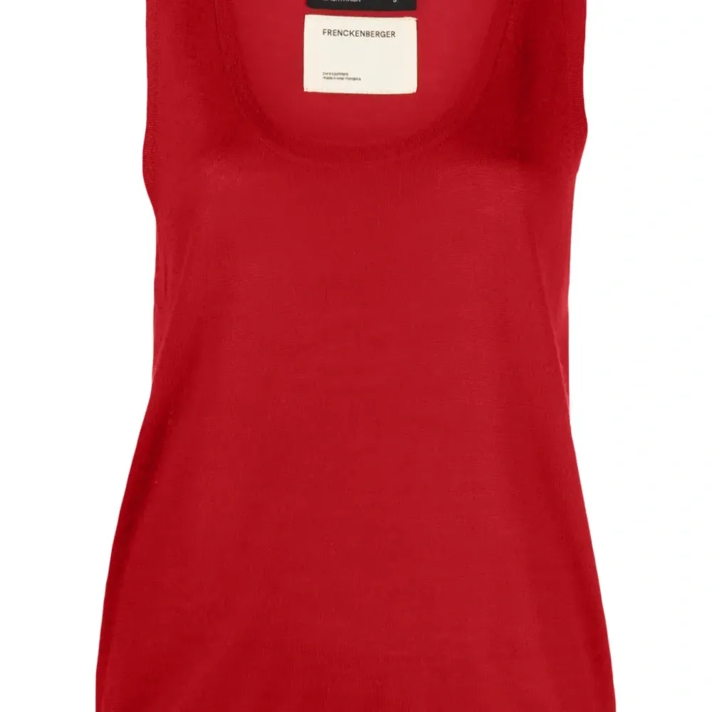 Кашемировый топ без рукавов