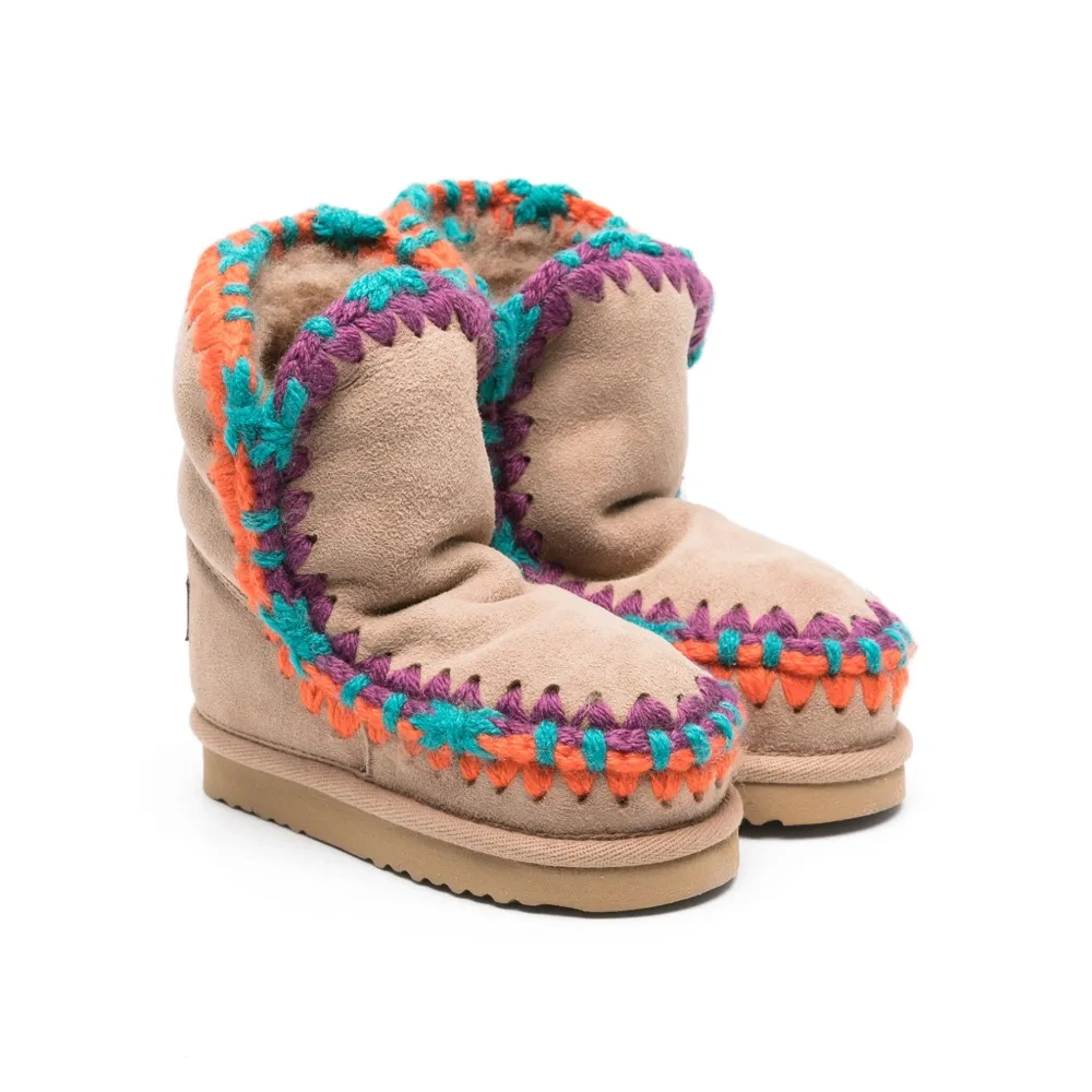 Ботинки с декоративной строчкой